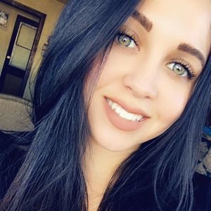 Meet your Posher, Hilda